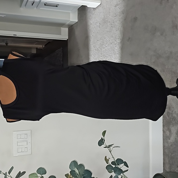 AXIS - black dress size large - Picture 5 of 5